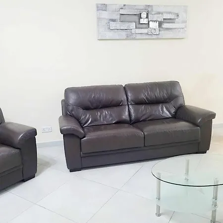 Spacious 3 Bedrooms 2 Bathrooms Apartment, Fully Air-conditioned St. Paul's Bay