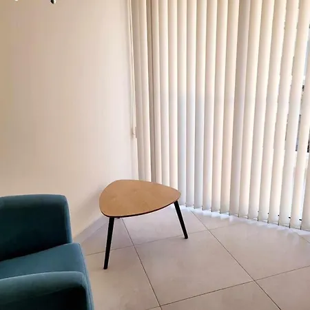 דירה Spacious 3 Bedrooms 2 Bathrooms Apartment, Fully Air-conditioned *