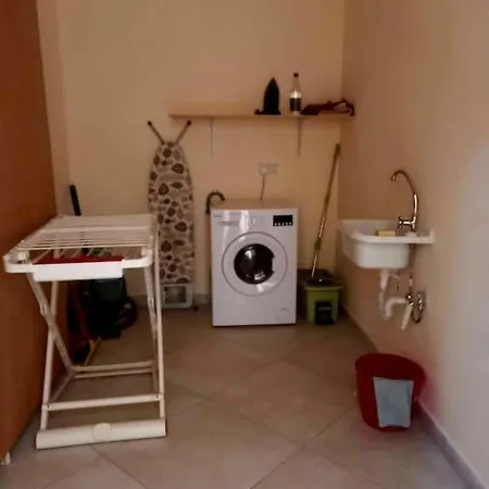Spacious 3 Bedrooms 2 Bathrooms Apartment, Fully Air-conditioned *